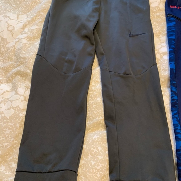 Boys Nike dri-fit pants. Set of 3. - Picture 5 of 8
